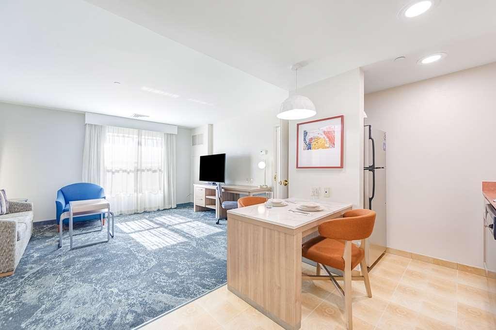Homewood By Hilton - Meadowlands, Nj Hotel East Rutherford